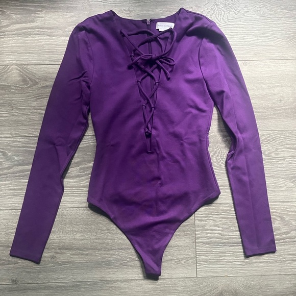 Lovers and Friends Purple Deep V Long Sleeve Lace Up Bodysuit Size S Revolve - Picture 1 of 8